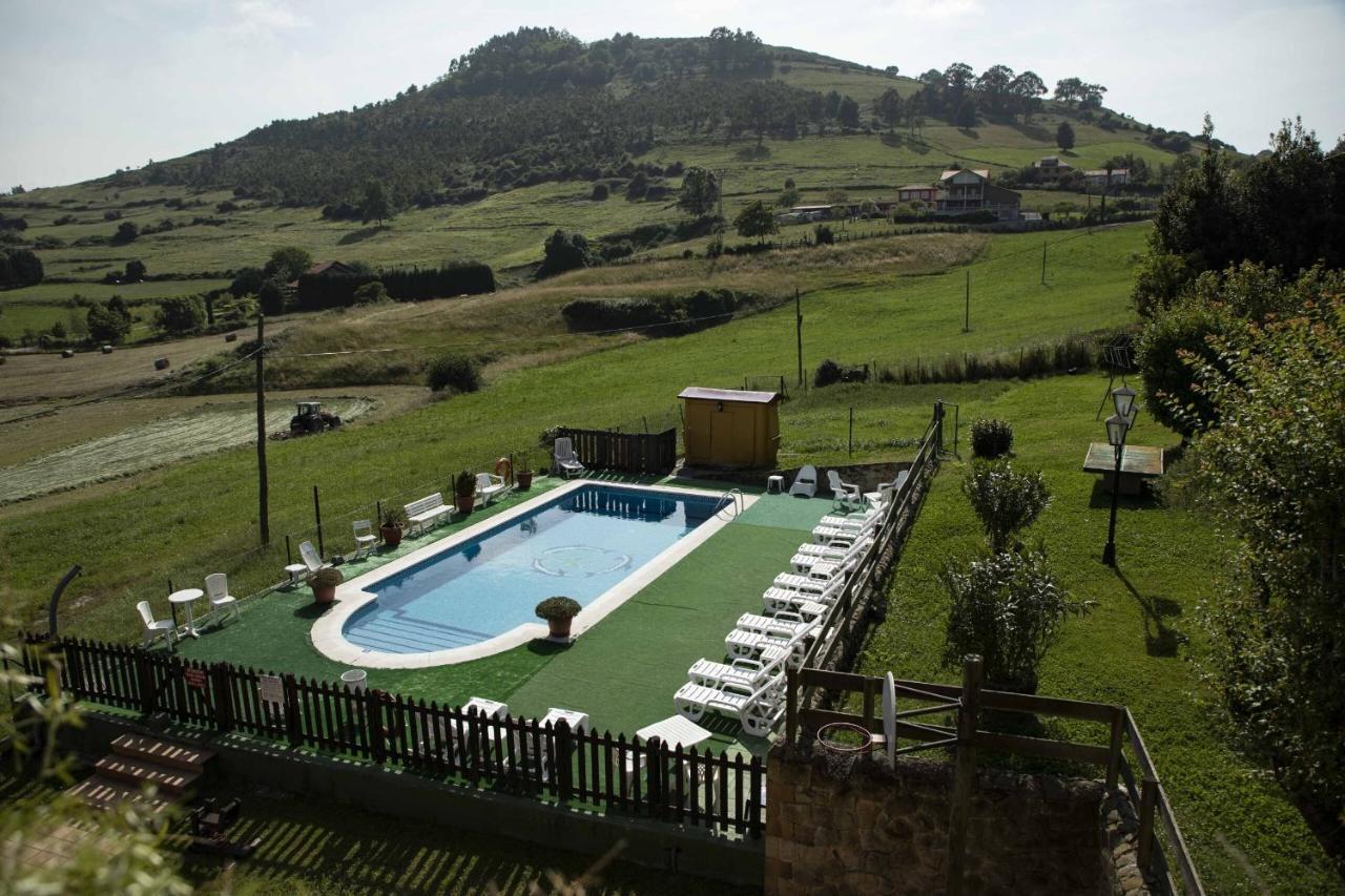 Apartamentos La Gloria Santillana del Mar Exterior photo