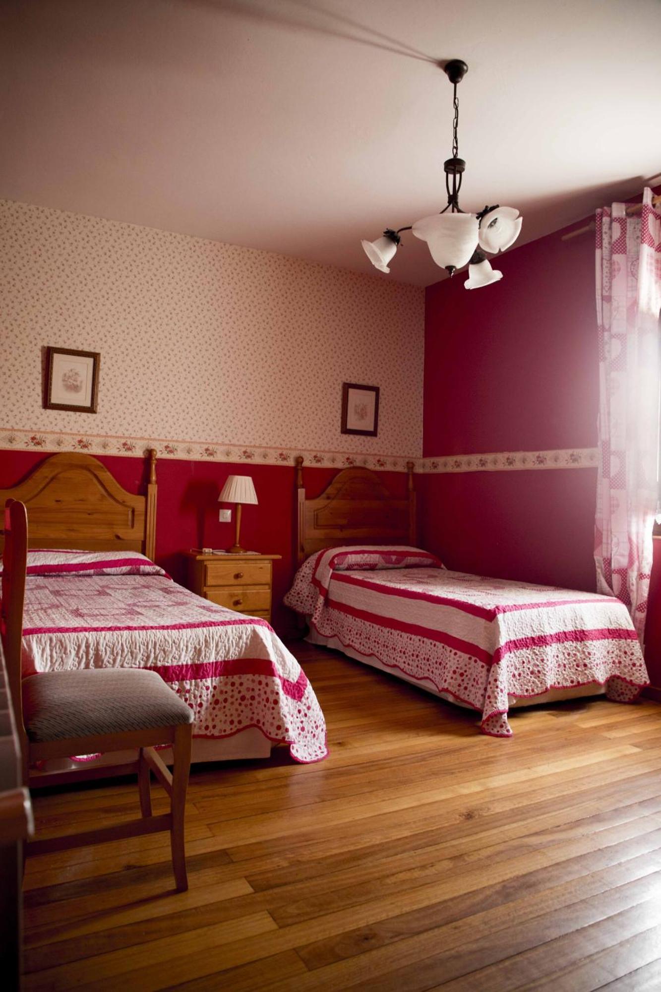 Apartamentos La Gloria Santillana del Mar Room photo